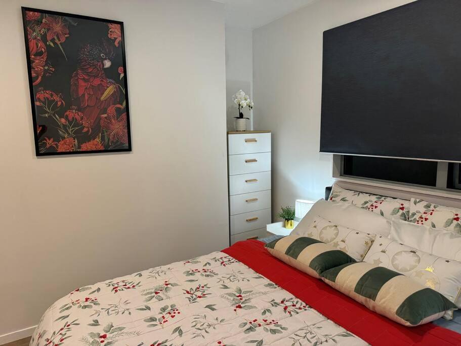 Stunning 3 Bd - 2 Bth City Apt - Pool & Carpark Auckland Exterior photo