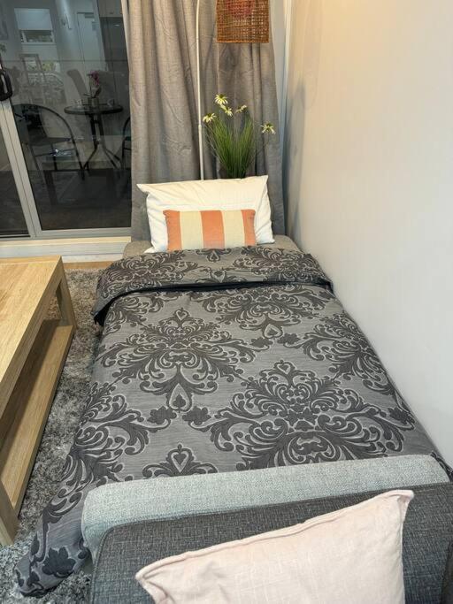 Stunning 3 Bd - 2 Bth City Apt - Pool & Carpark Auckland Exterior photo