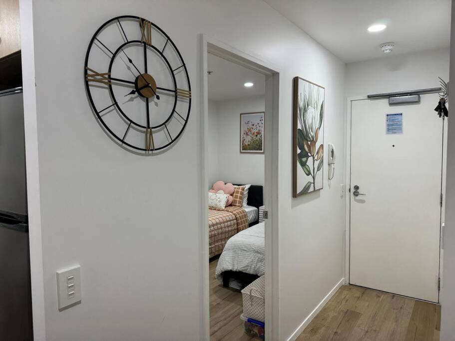 Stunning 3 Bd - 2 Bth City Apt - Pool & Carpark Auckland Exterior photo